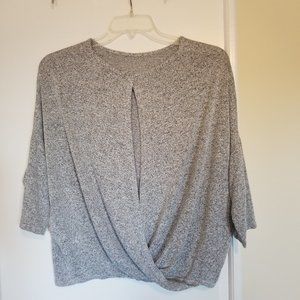 Cliche' Gray Crop 3/4 Sleeve Open Back Sweater (size L)